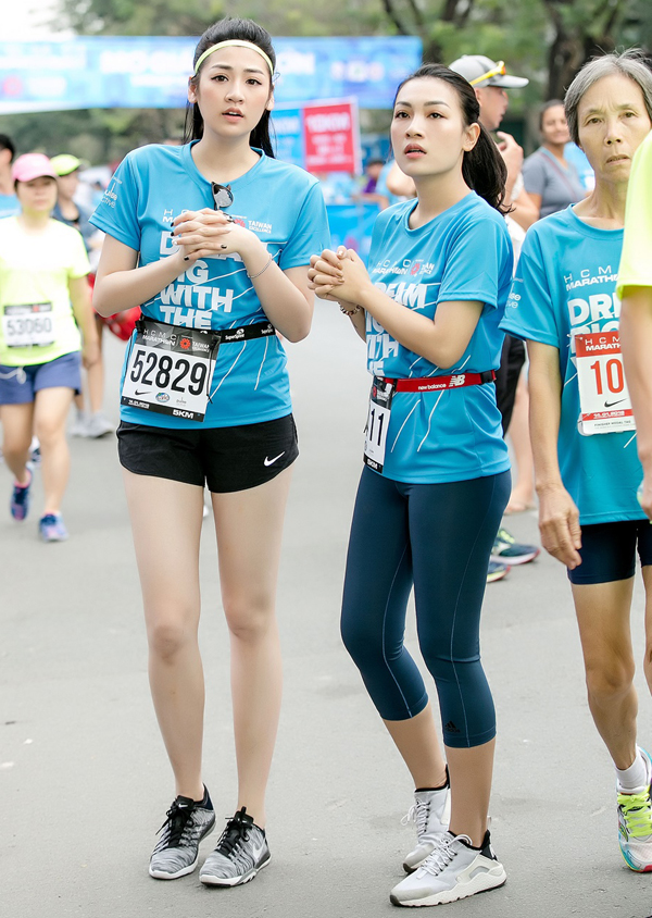 Đồng Phục Thể Thao Vải Thun 4 Chiều