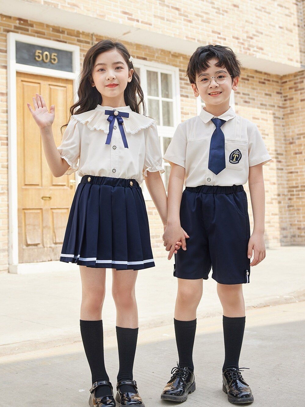 Đồng Phục Học Sinh Trường Tiểu học