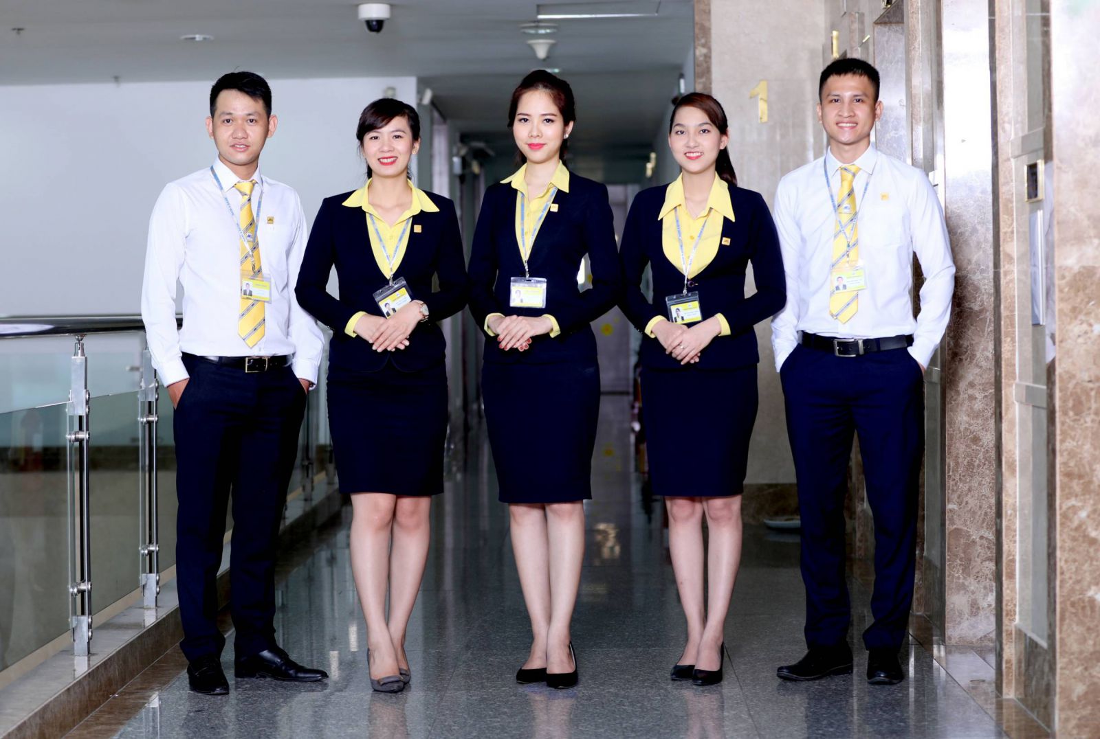 dong-phuc-cong-so-kien-bach-a